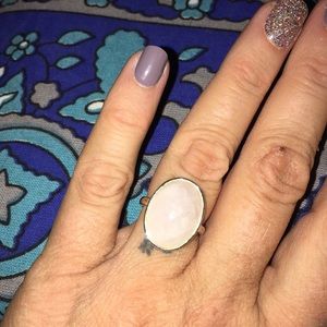 💕Beautiful Soft Pink Stone Ring